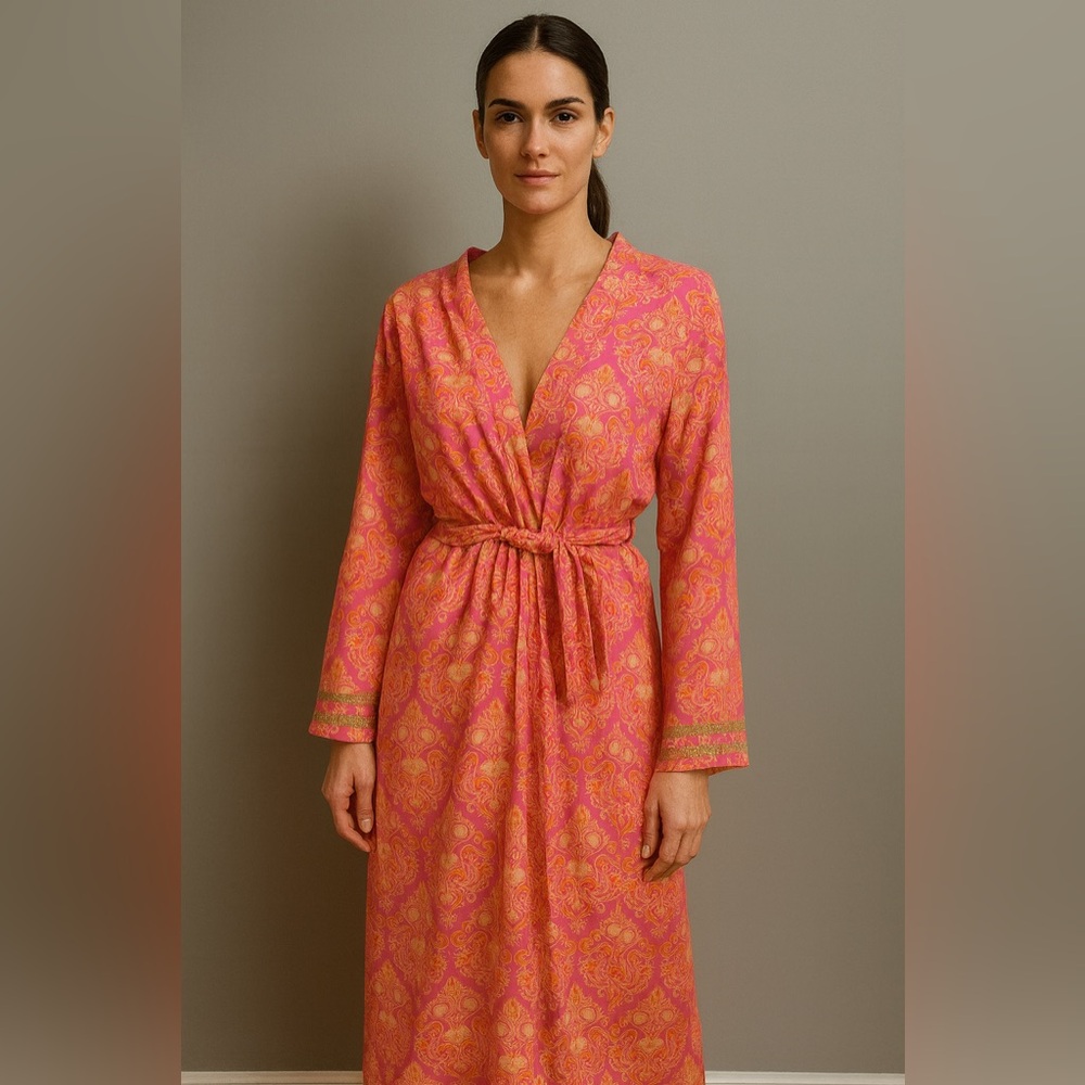 Victoria's Secret Pink and Orange Paisley Robe